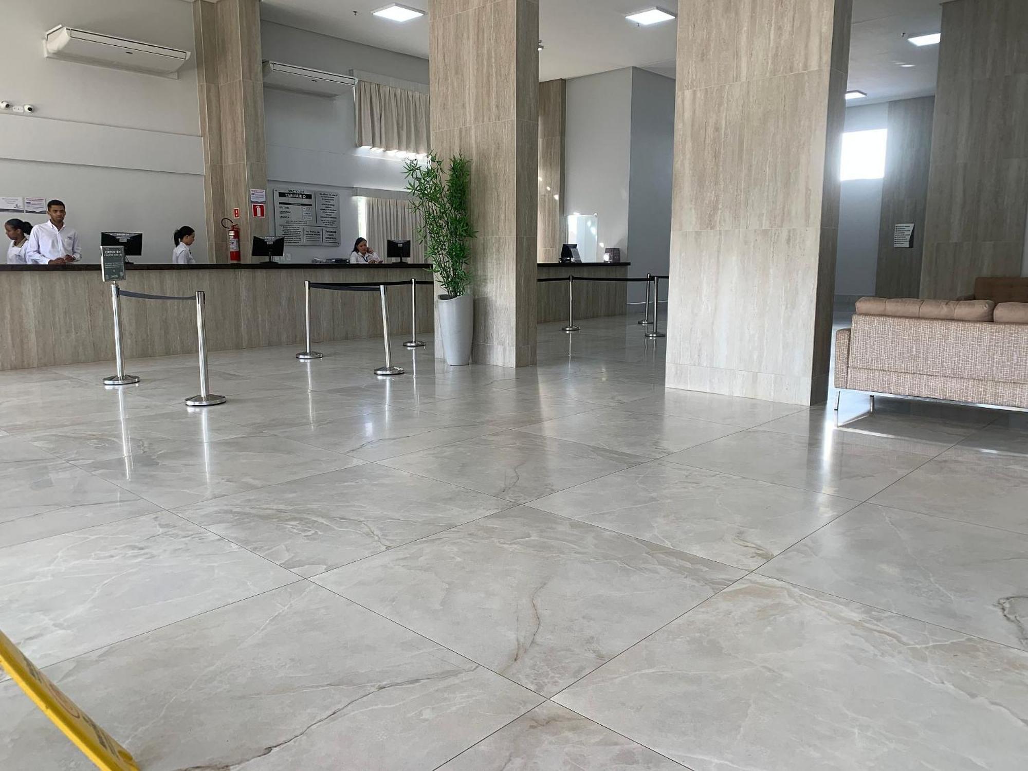 Hotel Spazzio Diroma Cafe Da Manha E Acesso Ao Acqua Park Caldas Novas Esterno foto