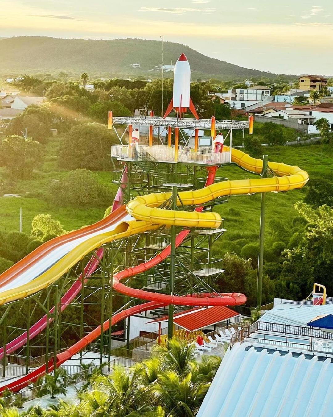 Hotel Spazzio Diroma Cafe Da Manha E Acesso Ao Acqua Park Caldas Novas Esterno foto
