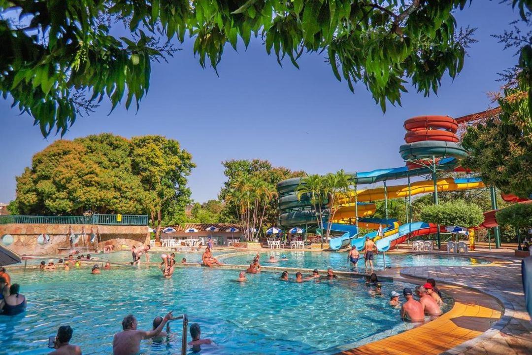 Hotel Spazzio Diroma Cafe Da Manha E Acesso Ao Acqua Park Caldas Novas Esterno foto