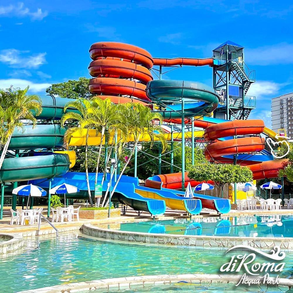 Hotel Spazzio Diroma Cafe Da Manha E Acesso Ao Acqua Park Caldas Novas Esterno foto