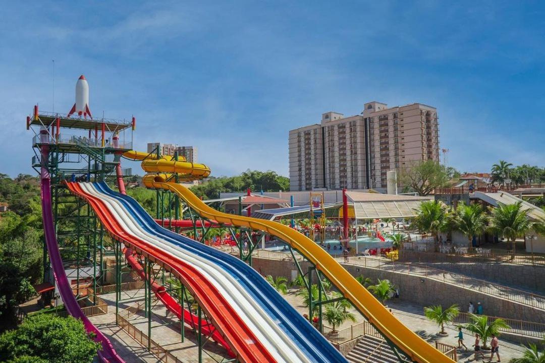 Hotel Spazzio Diroma Cafe Da Manha E Acesso Ao Acqua Park Caldas Novas Esterno foto