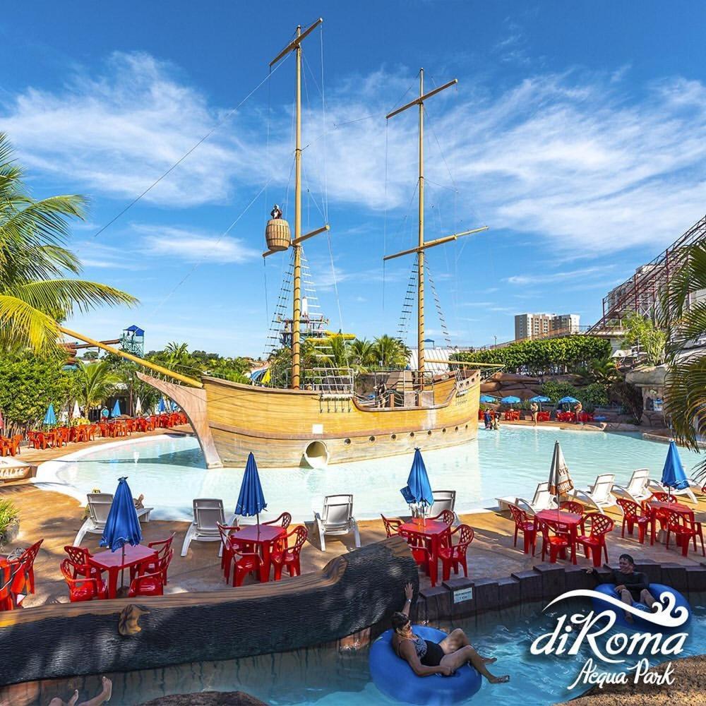 Hotel Spazzio Diroma Cafe Da Manha E Acesso Ao Acqua Park Caldas Novas Esterno foto